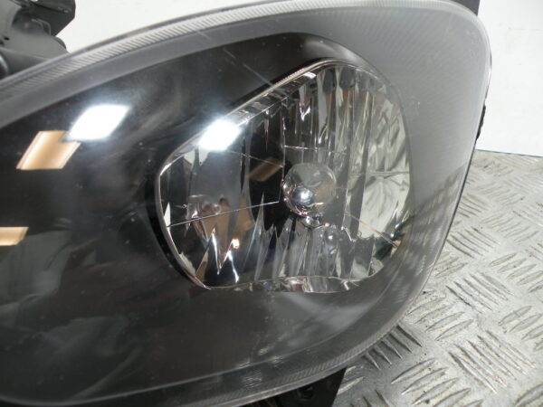 Optique / Phare avant   DAELIM S2 125 4t -2010-