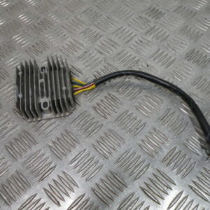Régulateur de tension   DAELIM S2 125 4t -2010-