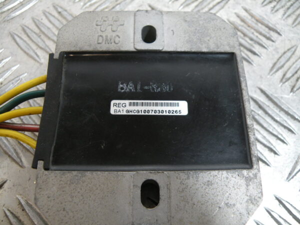 Régulateur de tension   DAELIM S2 125 4t -2010-