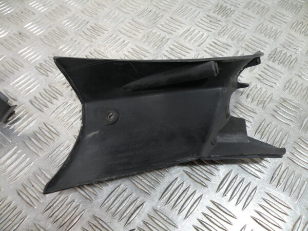 Cache guidon   DAELIM S2 125 4t -2006-