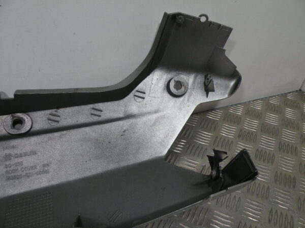 Coque arrière droite   DAELIM S2 125 4t -2006-