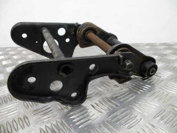 Support moteur avec axe   DAELIM S2 125 4t -2006-