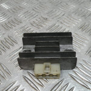 Régulateur de tension DAELIM S2 125 4t -2006-