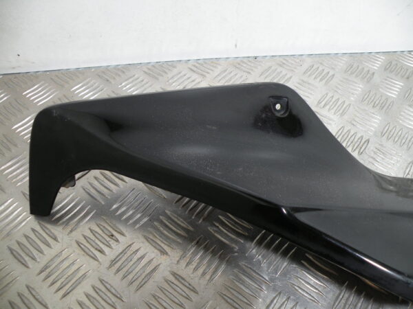 Sabot bas de caisse droit   SUZUKI BURGMAN 650 4t -2009-