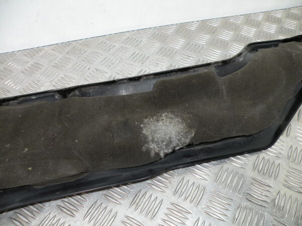 Sabot bas de caisse droit   SUZUKI BURGMAN 650 4t -2009-