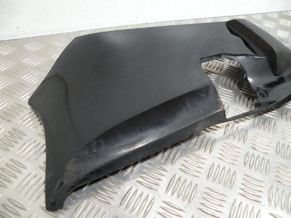 Sabot bas de caisse gauche   SUZUKI BURGMAN 650 4t -2009-