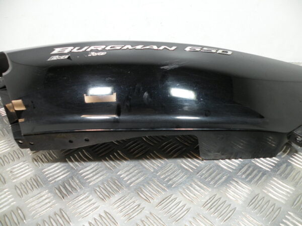 Coque arrière droit SUZUKI BURGMAN 650 4t -2009-
