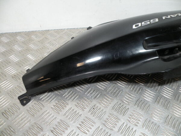 Coque arrière droit SUZUKI BURGMAN 650 4t -2009-