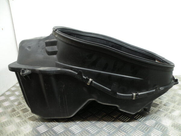 Coffre sous selle   SUZUKI BURGMAN 650 4t -2009-