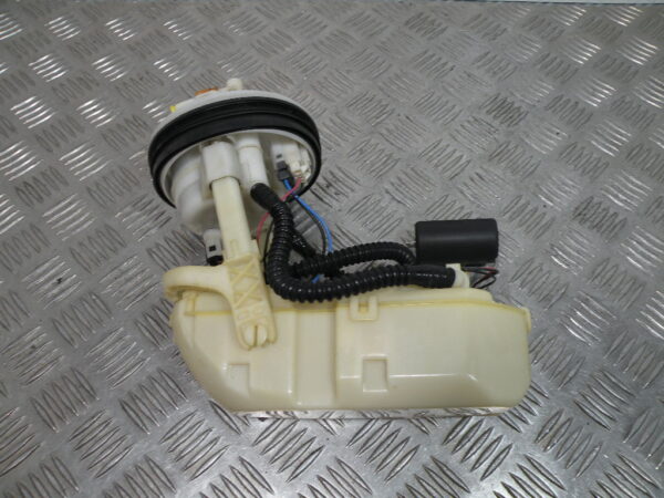 Pompe à essence   SUZUKI BURGMAN 650 4t -2009-