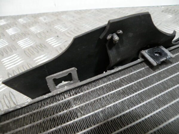 Radiateur   SUZUKI BURGMAN 650 4t -2009-