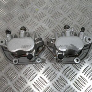 Étriers de frein avant   SUZUKI BURGMAN 650 4t -2009-