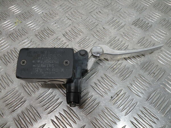 Maître cylindre de frein avant   SUZUKI BURGMAN 650 4t -2009-