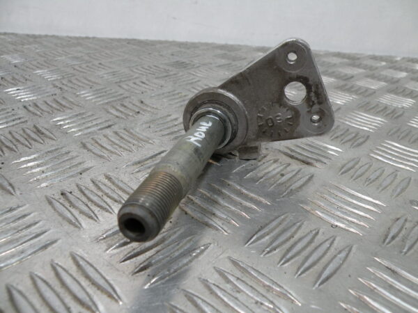 Axe de roue avant   SUZUKI BURGMAN 650 4t -2009-
