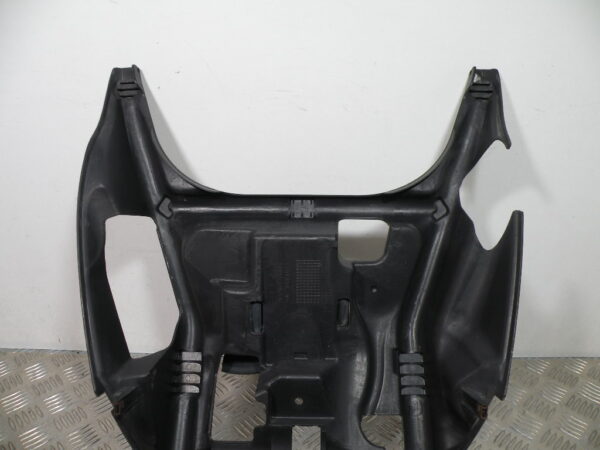 Carénage sous selle SUZUKI BURGMAN 650 4t -2009-