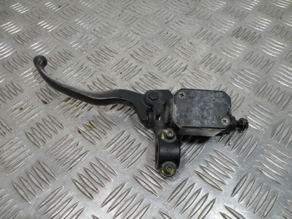 MAITRE CYLINDRE DE FREIN AVANT GAUCHE PIAGGIO MP3 300 YOURBAN 4t -2018-