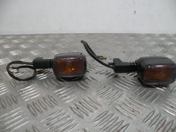 Clignotant avant ou arrière PIAGGIO NRG 50 POWER 2t -2010-
