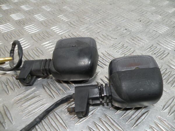 Clignotant avant ou arrière PIAGGIO NRG 50 POWER 2t -2010-