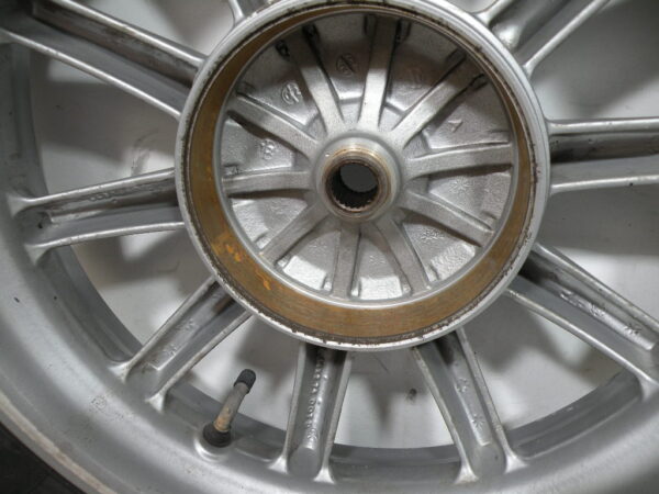 Roue arrière PIAGGIO LIBERTY 50 2t -2014-