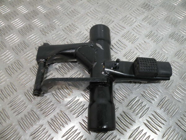 Support moteur APRILIA  SR 50 MOTARD 2t -2020-