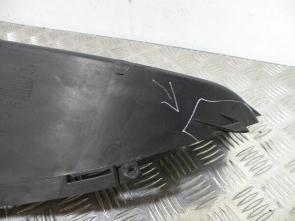 Marchepied droit PIAGGIO X7 125 4t -2008-
