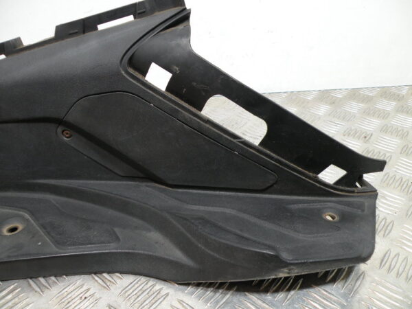 Marchepied gauche PIAGGIO X7 125 4t -2008-