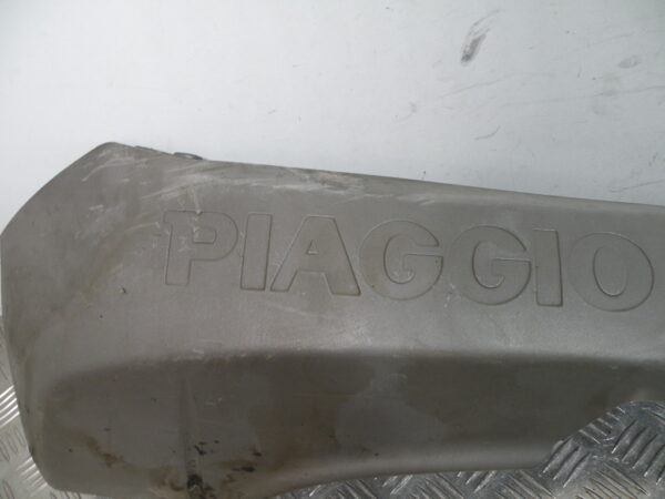 Bas de caisse gauche PIAGGIO X7 125 4t -2008-