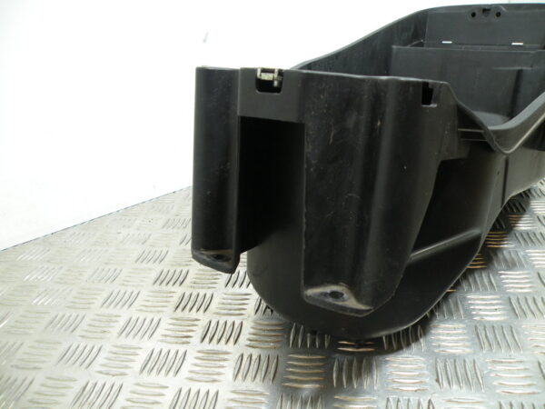 Coffre sous selle PIAGGIO X7 125 4t -2008-