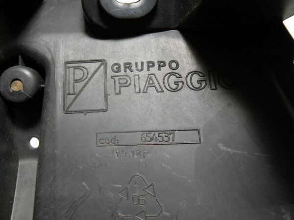 Support bulle / pare-brise PIAGGIO X7 125 4t -2008-