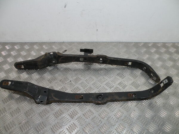 Support marchepied PIAGGIO X7 125 4t -2008-