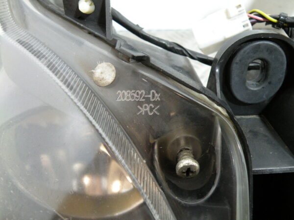 Optique / Phare avant PIAGGIO X7 125 4t -2008-