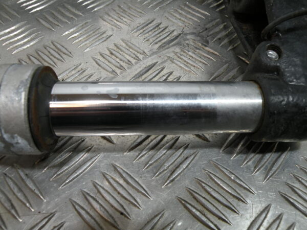 Fourche PEUGEOT SUM UP 125 4t -2009-