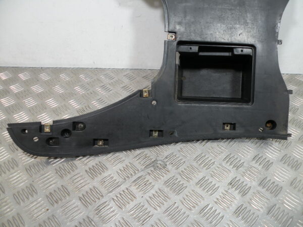Marchepied PEUGEOT SUM UP 125 4t -2009-
