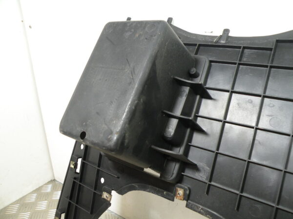 Marchepied PEUGEOT SUM UP 125 4t -2009-
