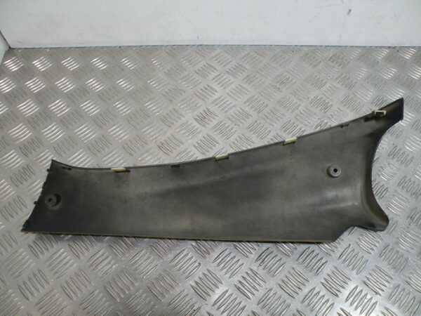Sabot bas de caisse droite PEUGEOT SUM UP 125 4t -2009-