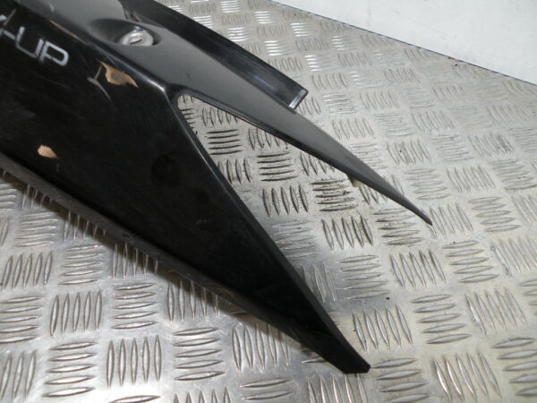 Coque arrière gauche PEUGEOT SUM UP 125 4t -2009-