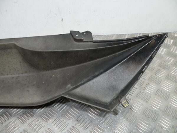 Coque arrière gauche PEUGEOT SUM UP 125 4t -2009-