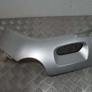 Carénage latéral avant gauche PEUGEOT SUM UP 125 4t -2009-