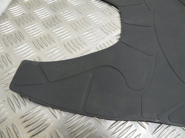 Tapis de marchepied PEUGEOT SUM UP 125 4t -2009-