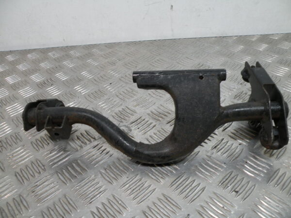 Support moteur PEUGEOT SUM UP 125 4t -2009-