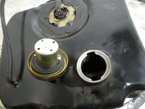 Réservoir d’essence PEUGEOT SUM UP 125 4t -2009-