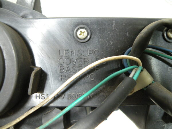 Optique / Phare avant PEUGEOT SUM UP 125 4t -2009-