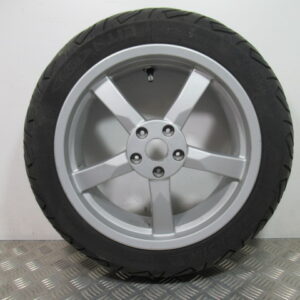 Roue arrière PEUGEOT 400 GEOPOLIS – 2011 –