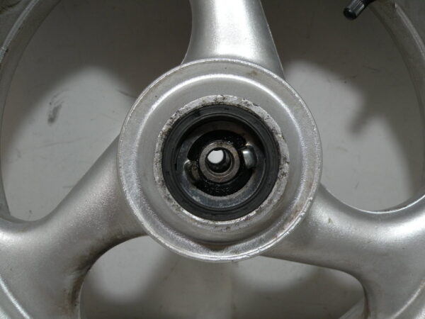 Roue avant PEUGEOT SUM UP 125 4t -2008-