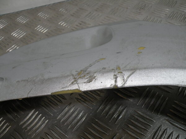 Carénage latéral avant gauche PEUGEOT SUM UP 125 4t -2008-