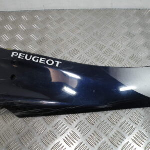 Sabot bas de caisse droite PEUGEOT SUM UP 125 4t -2008-