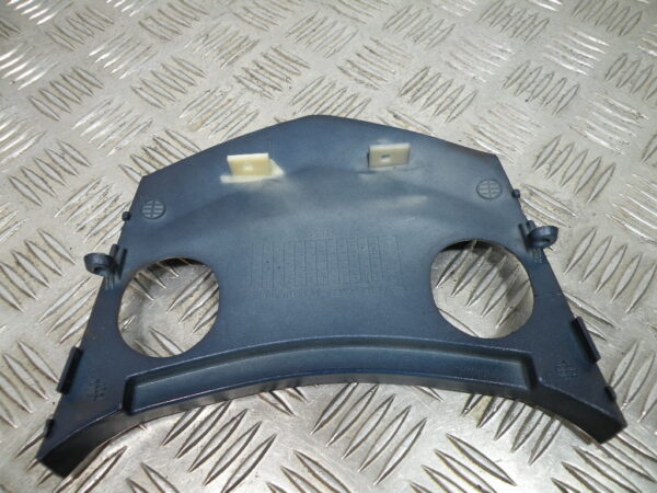 Fermeture de carénage arrière PEUGEOT SUM UP 125 4t -2008-
