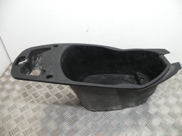 Coffre sous selle PEUGEOT SUM UP 125 4t -2008-
