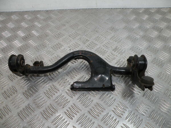 Support moteur PEUGEOT SUM UP 125 4t -2008-