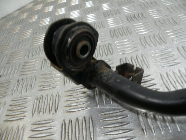 Support moteur PEUGEOT SUM UP 125 4t -2008-